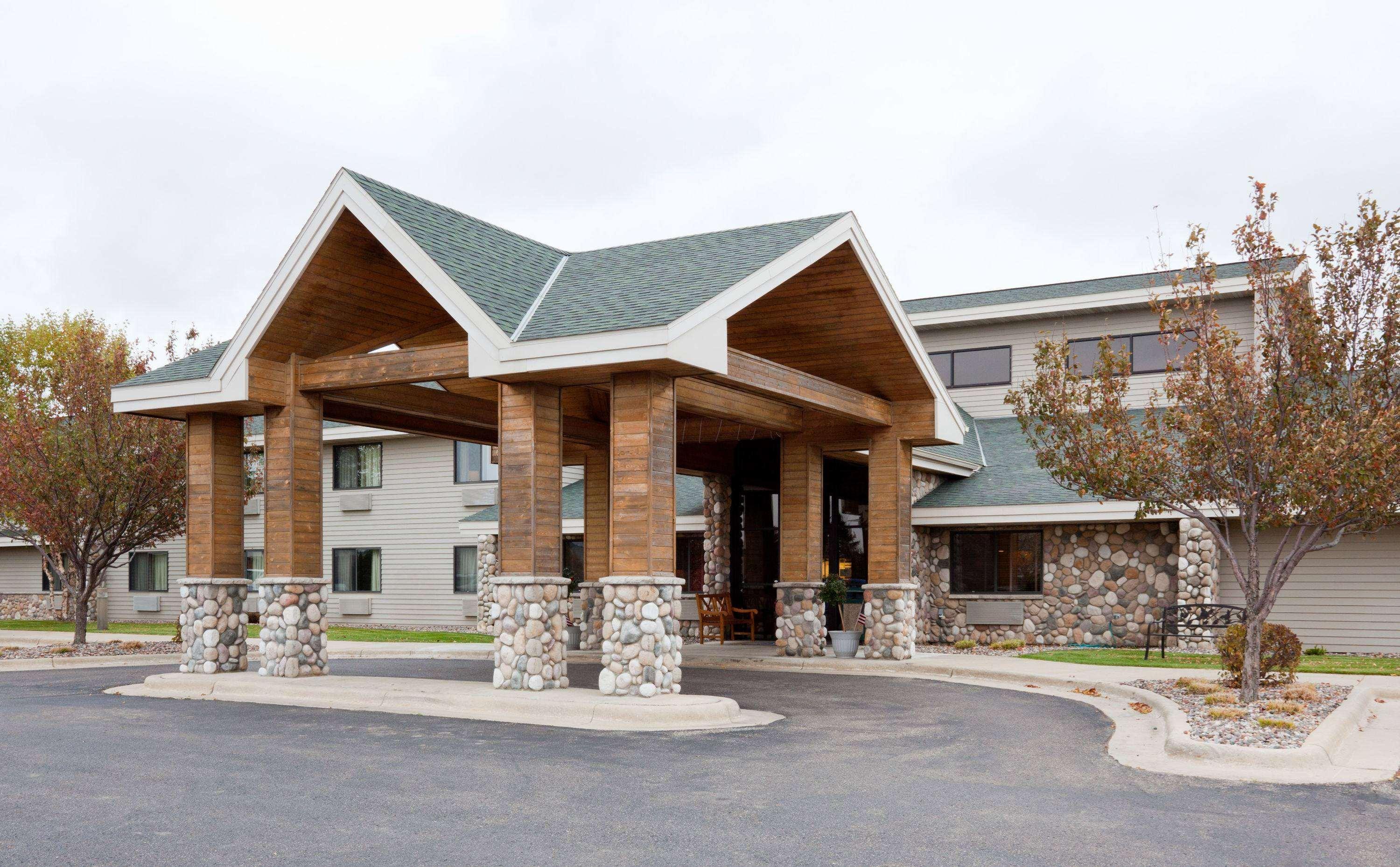 Americinn By Wyndham Austin Bagian luar foto